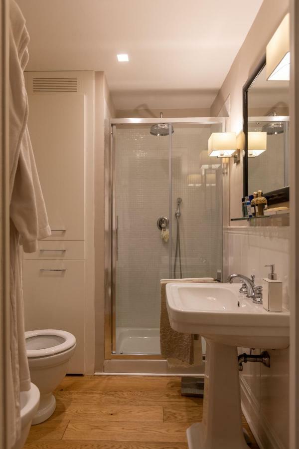 Santa Croce Luxury 2 Bedroom Florence Buitenkant foto